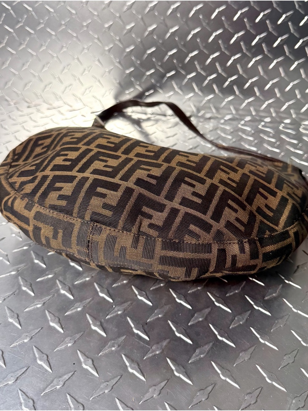 Fendi Vintage Zucca Baguette Hobo Bag in Brown - Picture 4 of 6